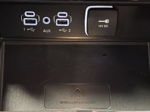 Used 2024 Jeep Grand Cherokee L Limited w/ Luxury Tech Group II image 34