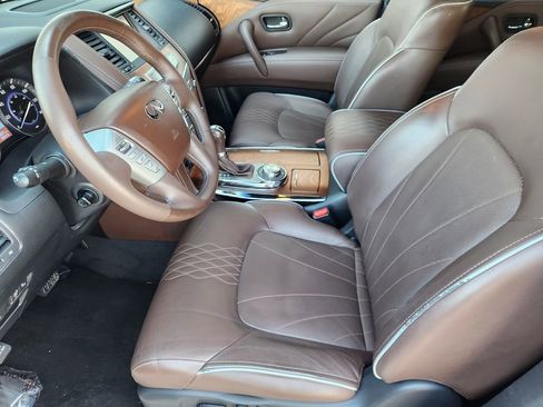 Used 2016 INFINITI QX80 Limited w/ All Season Package image 13