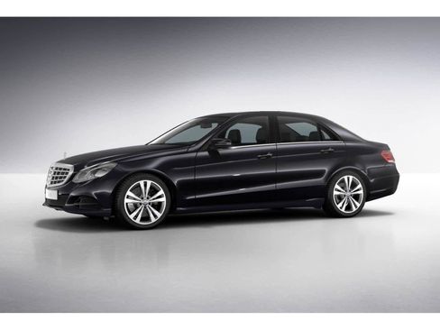 Used 2014 Mercedes-Benz E 350 Sedan image 36