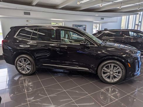 New 2024 Cadillac XT6 Premium Luxury w/ Technology Package image 4