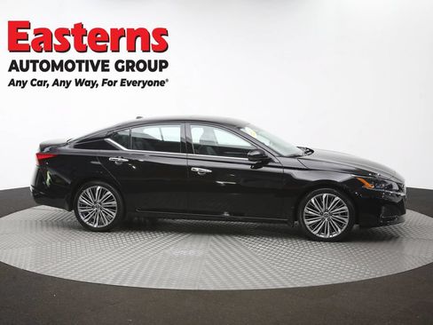 Used 2023 Nissan Altima 2.5 SL FWD image 46