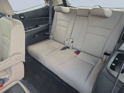Used 2017 Honda Pilot Elite image 35