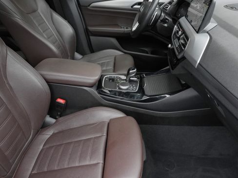 Used 2024 BMW X3 sDrive30i w/ Premium Package RWD image 7
