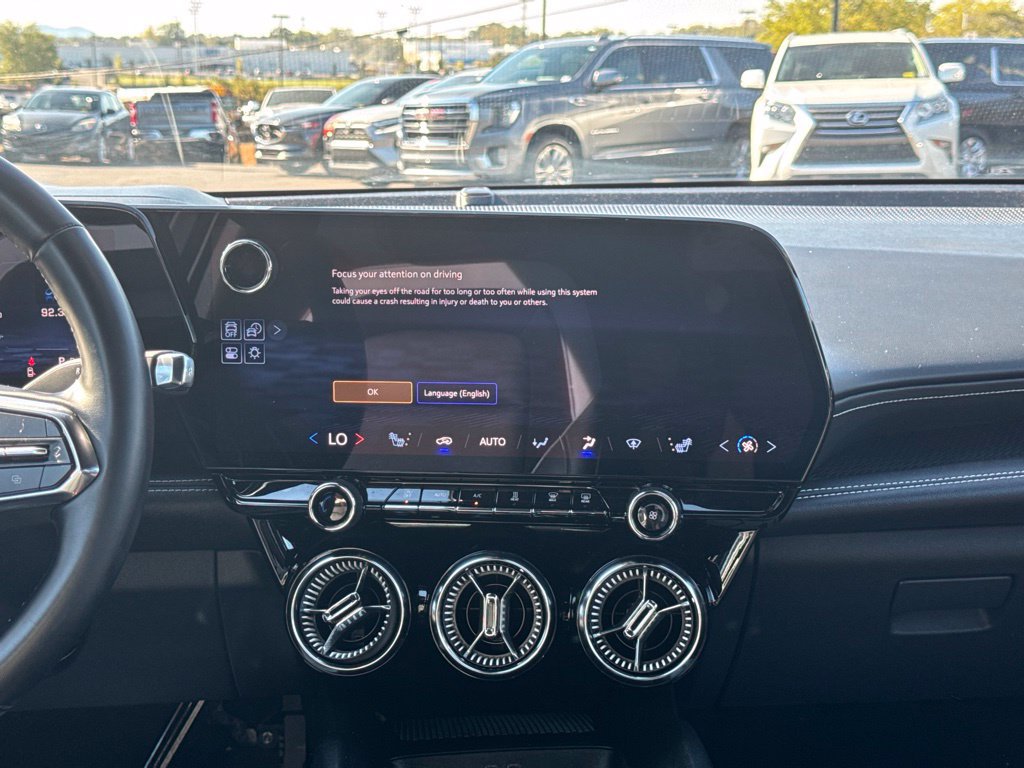 Used 2024 Chevrolet Blazer EV LT AWD/4WD image 19
