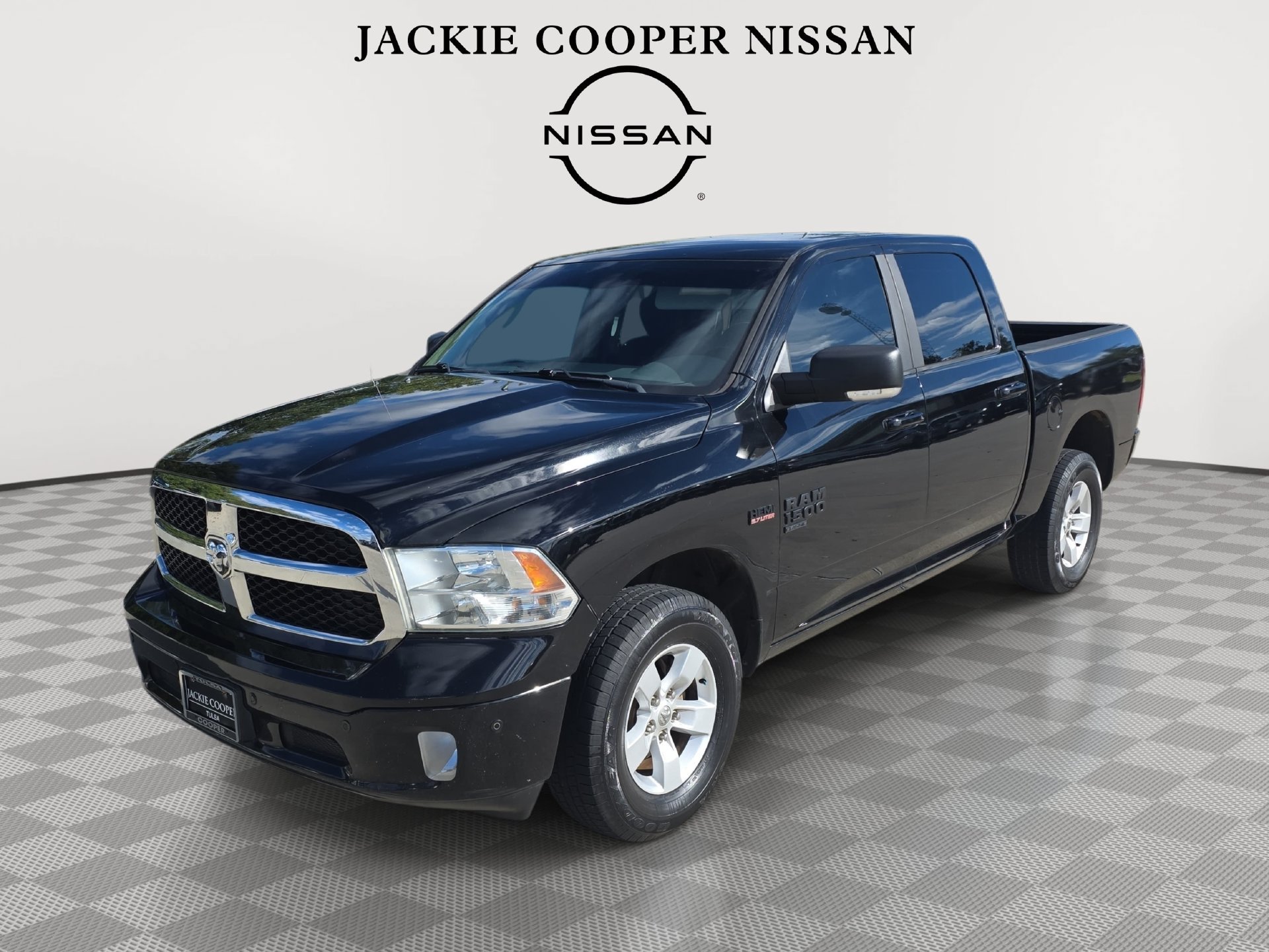 Used 2019 RAM 1500 Big Horn AWD/4WD image 1