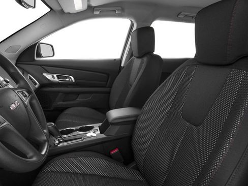 Used 2017 GMC Terrain SLE FWD image 13