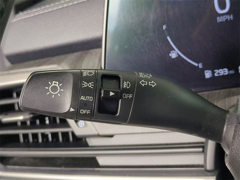 Used 2024 Kia Telluride SX w/ Towing Package image 32