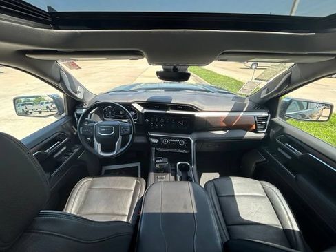 Used 2024 GMC Sierra 1500 Denali w/ Denali Reserve Package AWD/4WD image 32