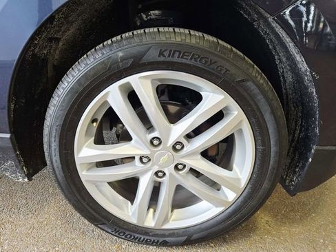 Used 2018 Chevrolet Equinox Premier FWD image 14