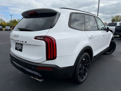 Used 2022 Kia Telluride EX w/ EX Premium Package image 5