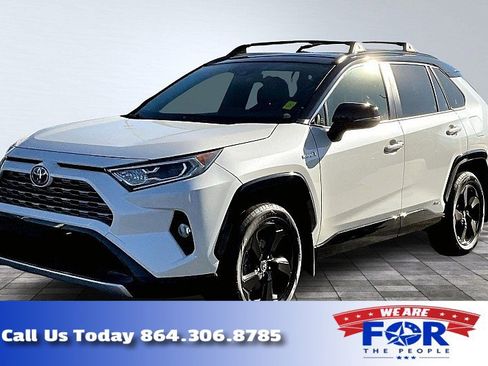 Used 2020 Toyota RAV4 XSE image 1
