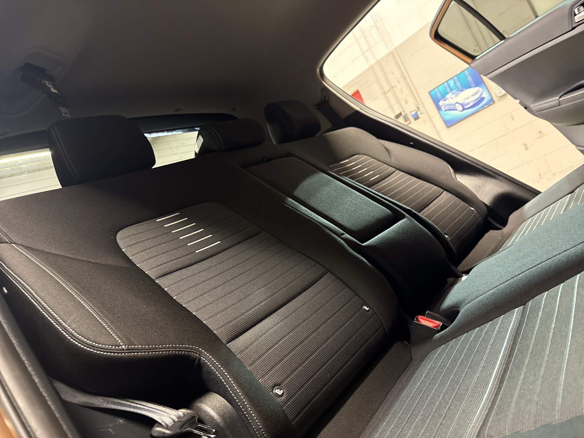 Used 2018 Kia Sportage LX w/ LX Technology Package FWD image 27