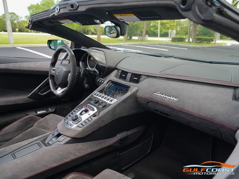 Used 2016 Lamborghini Aventador LP 700-4 image 30