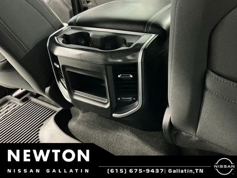 Used 2023 RAM 1500 Big Horn AWD/4WD image 16