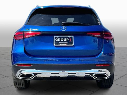 New 2026 Mercedes-Benz GLC 300 image 5
