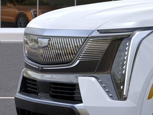 New 2026 Cadillac Escalade IQ Luxury 1 w/ LPO, Floor Liner Package AWD/4WD image 13
