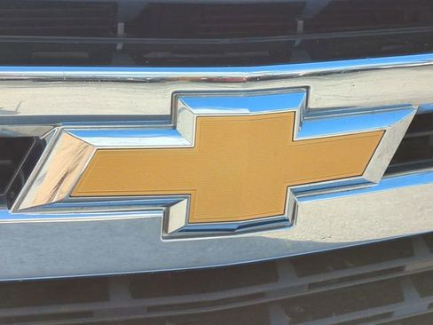 Used 2021 Chevrolet Silverado 1500 LT image 11