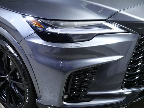 Used 2025 Lexus RX 500h F Sport w/ Convenience Package AWD/4WD image 16