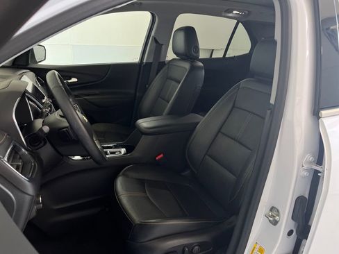Used 2023 Chevrolet Equinox Premier AWD/4WD image 19
