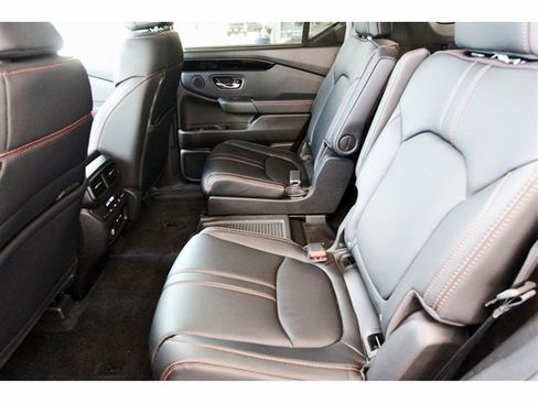 New 2025 Honda Pilot TrailSport image 13