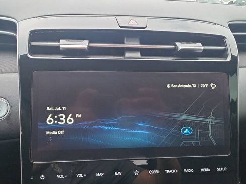 Certified 2024 Hyundai Tucson Limited FWD image 20