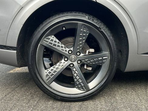 Used 2022 Genesis GV70 2.5T w/ Sport Prestige Package image 11