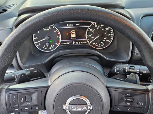 Used 2024 Nissan Rogue S image 20