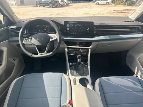 New 2026 Volkswagen Jetta SE FWD image 9