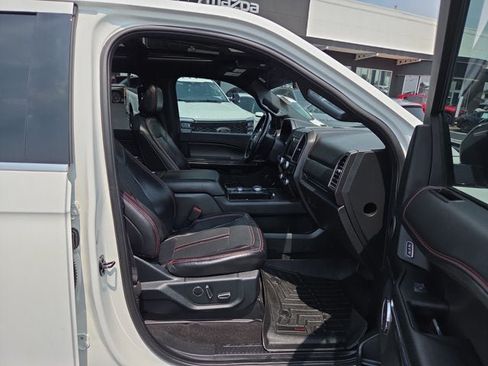 Used 2021 Ford Expedition Max Limited AWD/4WD image 17