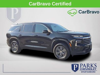 Used 2024 Chevrolet Traverse LT