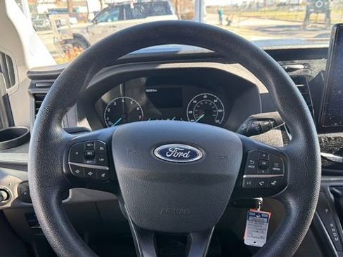 Used 2024 Ford Transit 350 XLT image 11