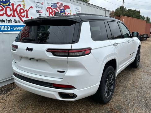New 2025 Jeep Grand Cherokee L Summit image 3