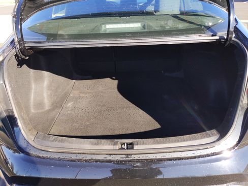 Used 2023 Toyota Corolla SE image 32