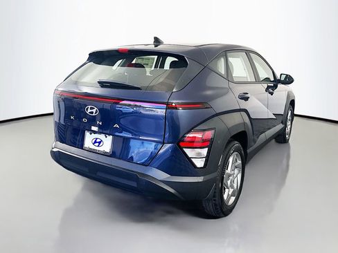 New 2026 Hyundai Kona SE image 5