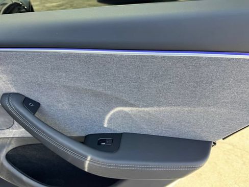 Used 2025 Tesla Model 3 Long Range RWD image 8