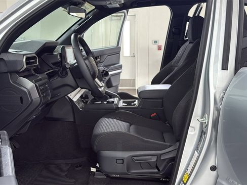 Certified 2025 Toyota 4Runner SR5 image 12