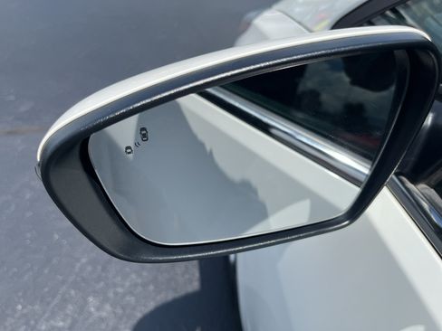 Used 2017 Kia Forte S w/ S Premium Package FWD image 12