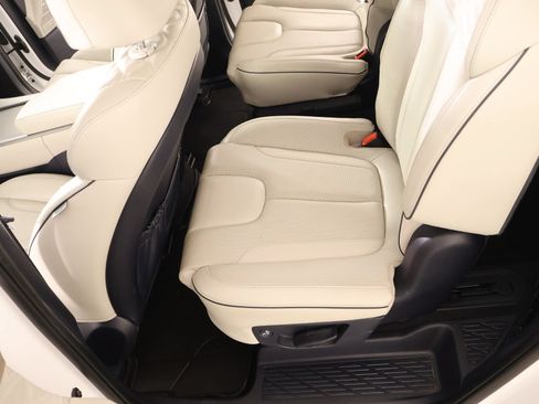 Used 2022 Hyundai Palisade Calligraphy AWD/4WD image 13