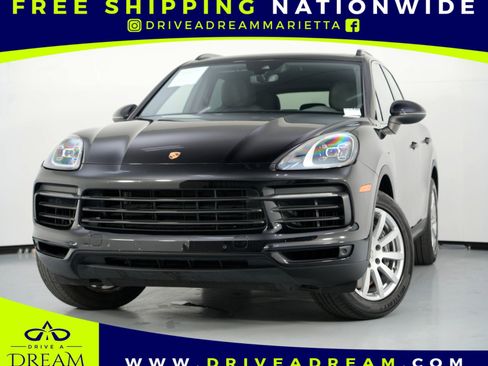 Used 2022 Porsche Cayenne Platinum Edition image 1