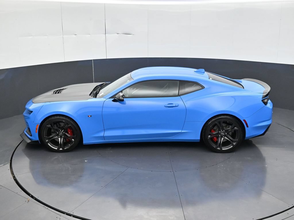 Used 2023 Chevrolet Camaro SS RWD image 10