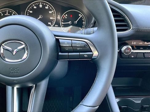 New 2026 MAZDA MAZDA3 2.5 S Hatchback w/ Premium Pkg FWD image 23