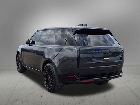 Used 2025 Land Rover Range Rover SE AWD/4WD image 4