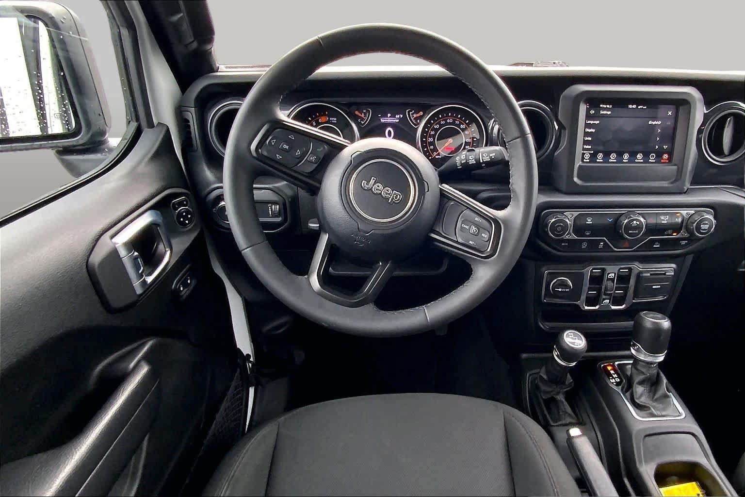 Used 2023 Jeep Wrangler Unlimited Sport AWD/4WD image 6