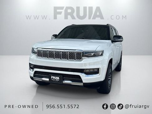 Used 2023 Jeep Grand Wagoneer 4WD image 1