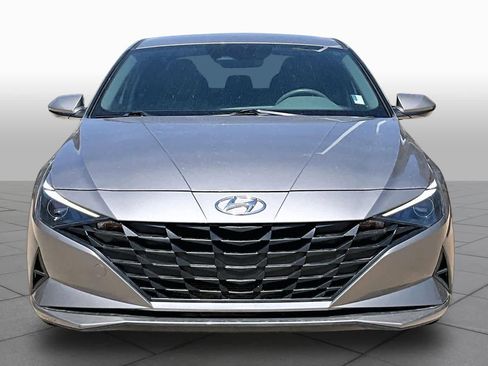Used 2022 Hyundai Elantra SEL FWD image 7