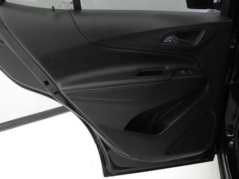 Used 2020 Chevrolet Equinox Premier image 36