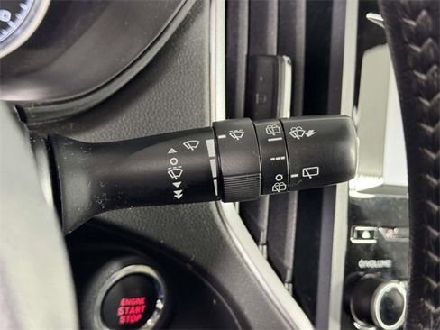 Used 2020 Subaru Forester Premium image 24