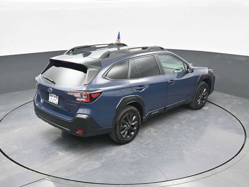 Used 2025 Subaru Outback Onyx Edition AWD/4WD image 34