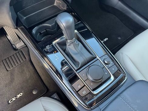 Used 2025 MAZDA CX-30 AWD 2.5 S w/ Preferred Package image 16