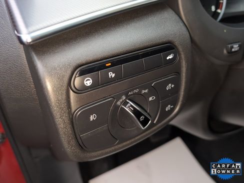 Used 2023 INFINITI QX55 Essential image 17